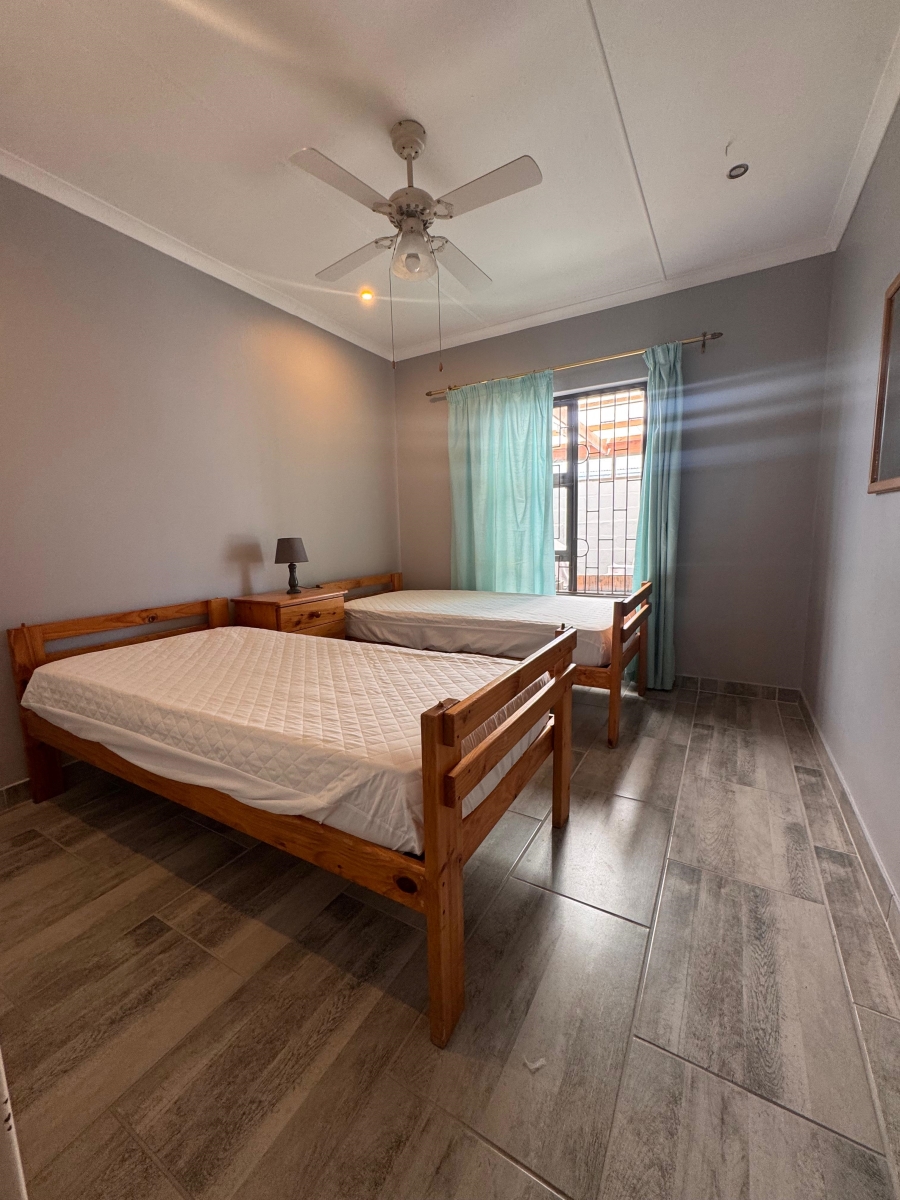 To Let 2 Bedroom Property for Rent in Strand South Western Cape